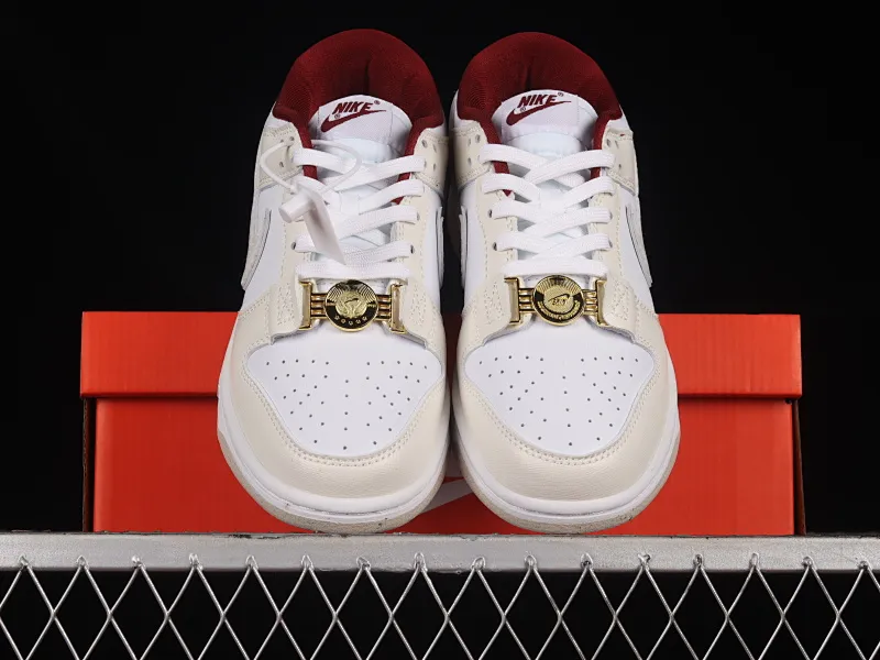 All Categories Nk SB Dunk Series Nk SB Dunk Low Low-top sneakers Cost-effective version Nk Dunk Low "Team Red" Metal buckle off-white SB low-top sports and leisure sneakers DV1160-100